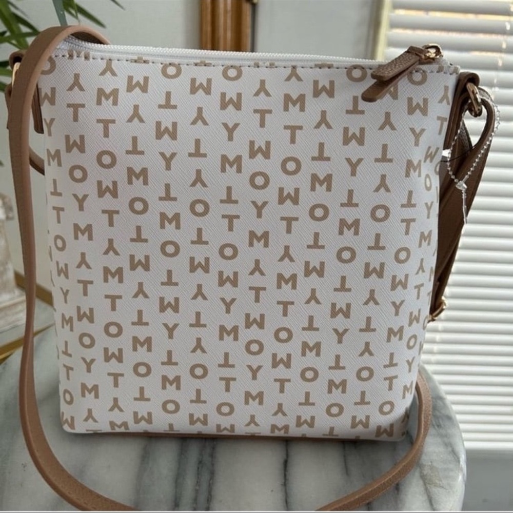 Tommy Hilfiger Monogram Tan and White Crossbody Bag - Picture 4 of 6
